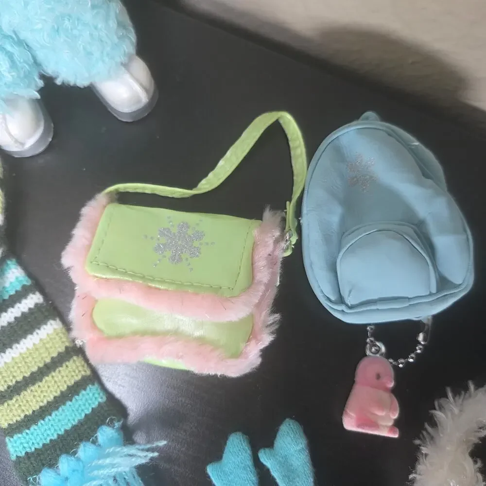 Vintage 2003 Bratz Wintertime Wonderland Sasha Doll Original Clothes Accessories